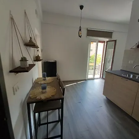 Monolocale Plus Apartman *